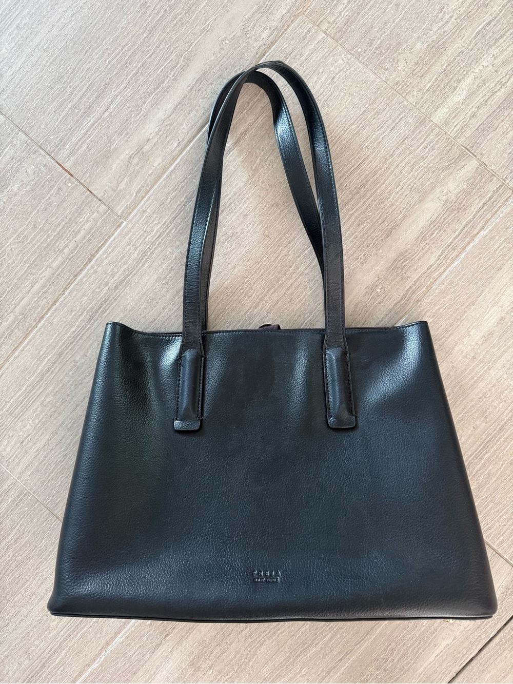 Linea Freja Black Tote